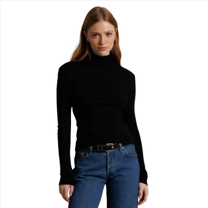 perfectwhitetee Tati Micro Model Rib Turtleneck
