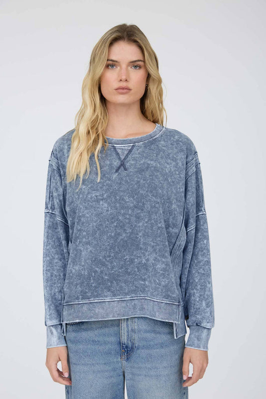 ACID WASH LONG SLEEVE SIDE SLIT KNIT TOP: INDIGO BLUE