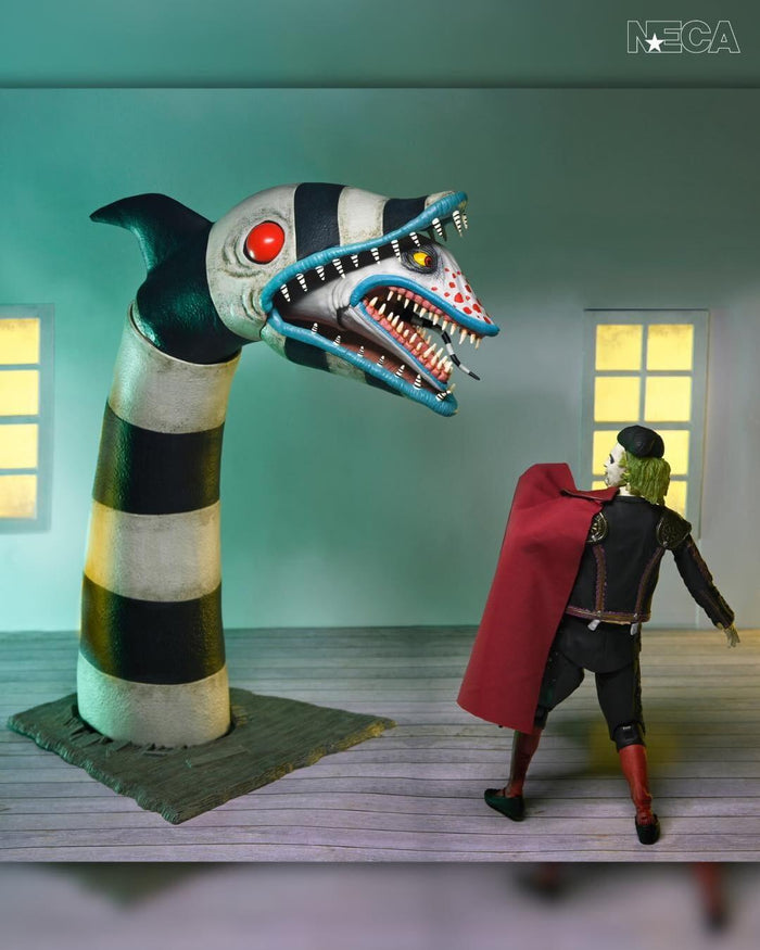 Beetlejuice Beetlejuice 7 Inch Ultimate Action Figure 2 Pack - Matador Beetlejuice & Sandworm