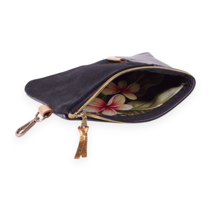 Black Tribeca Zippered Pouch