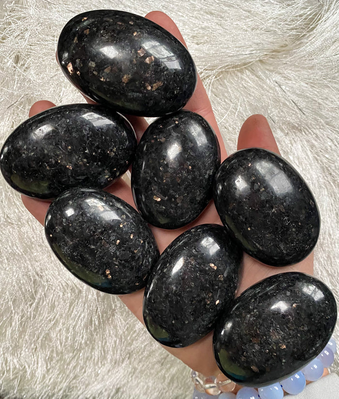 Coppernite (Indian Nuummite) Palm Stone