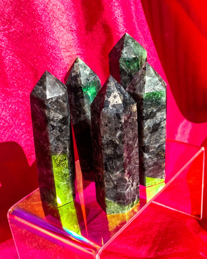 Flashy Larvikite Tower