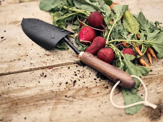 GARDEN TROWEL