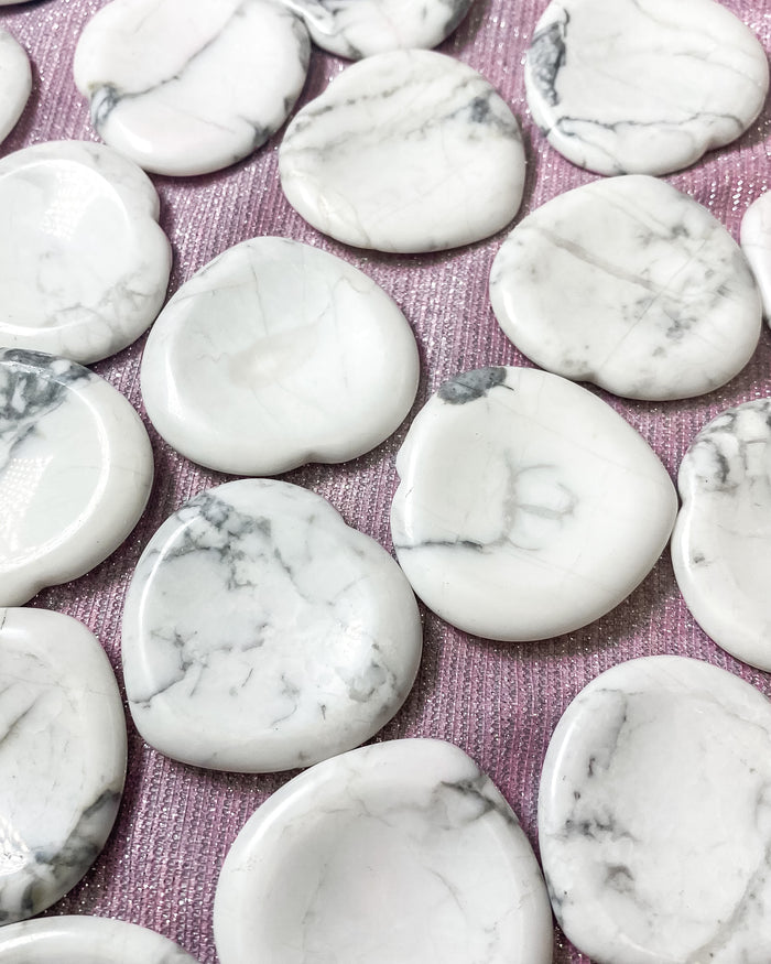 Howlite Heart Worry Stone