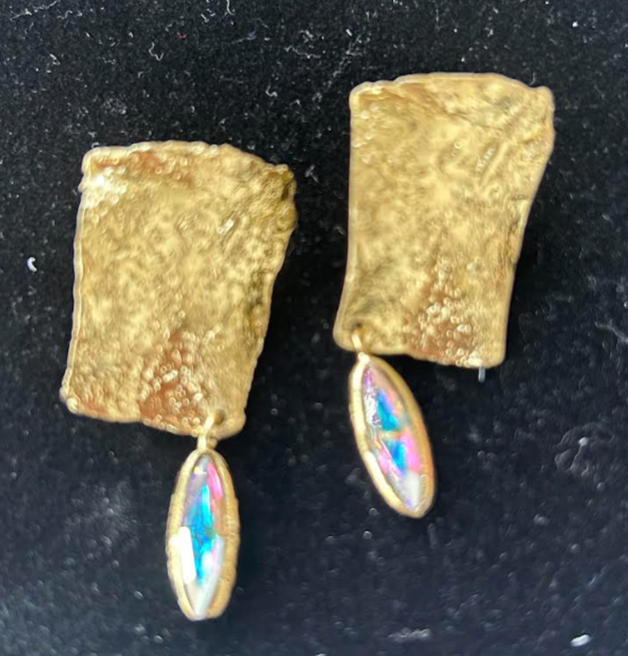Kalliope Bronze Earrings with Crystal