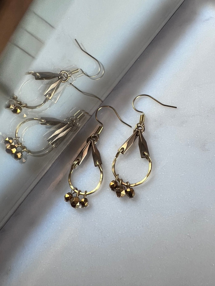KR JEWELRY EARRINGS 560