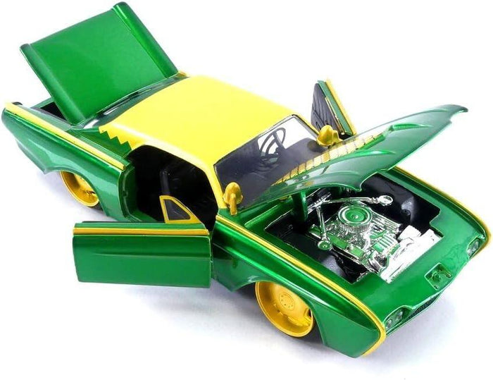Loki: 1963 Ford Thunderbird w/ Loki Hollywood Rides 1:24 Scale Die Cast Vehicle