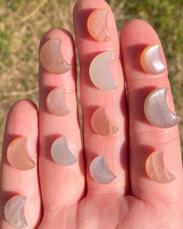 Mini Peach + Grey Moonstone Moon