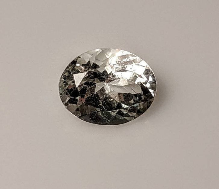 SALE!!! 1.75ct, Natural Genuine Prasiolite (Green Amethyst), 9x7mm Oval Cut,  VVS, Loose Stone