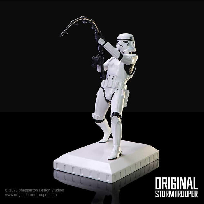 Star Wars The Original Stormtrooper 6.5 Inch Resin Collectible Figurine - Stormtrooper What A Catch!