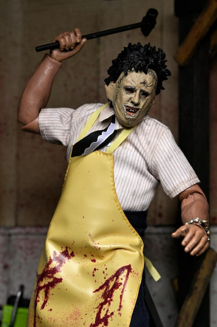 Texas Chainsaw Massacre Ultimate 8 Inch Clothed Action Figure - Leatherface