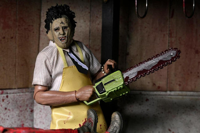 Texas Chainsaw Massacre Ultimate 8 Inch Clothed Action Figure - Leatherface