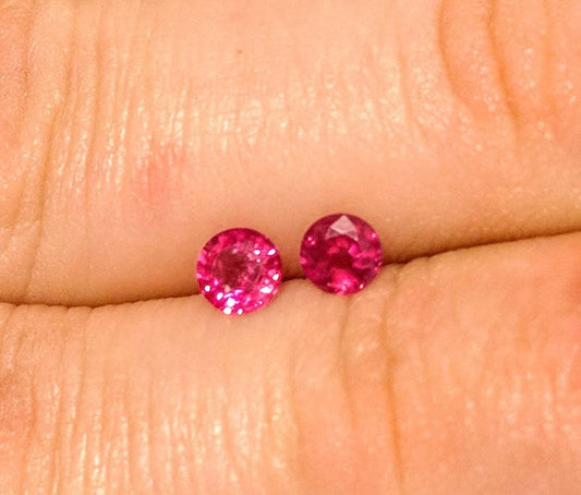 Wholesale, Natural Medium-Dark Hot Pink Sapphire, 4mm Round, Matched Pair, 0.62 tcw, VVS, loose stones, September Birthstone